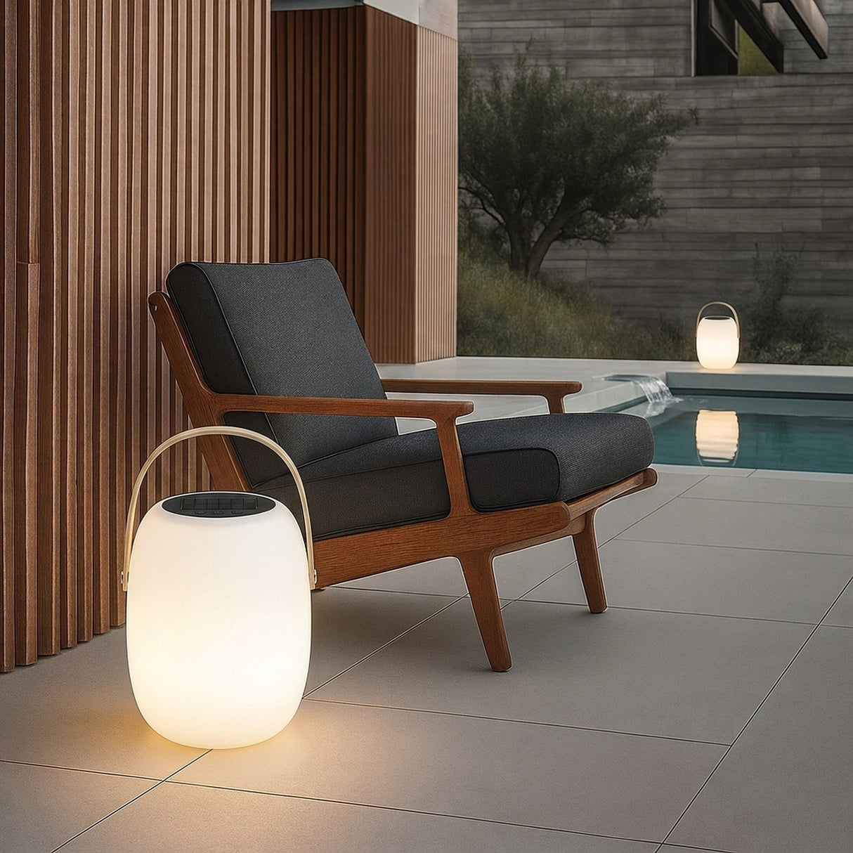 Ovelle Portable Outdoor Lantern