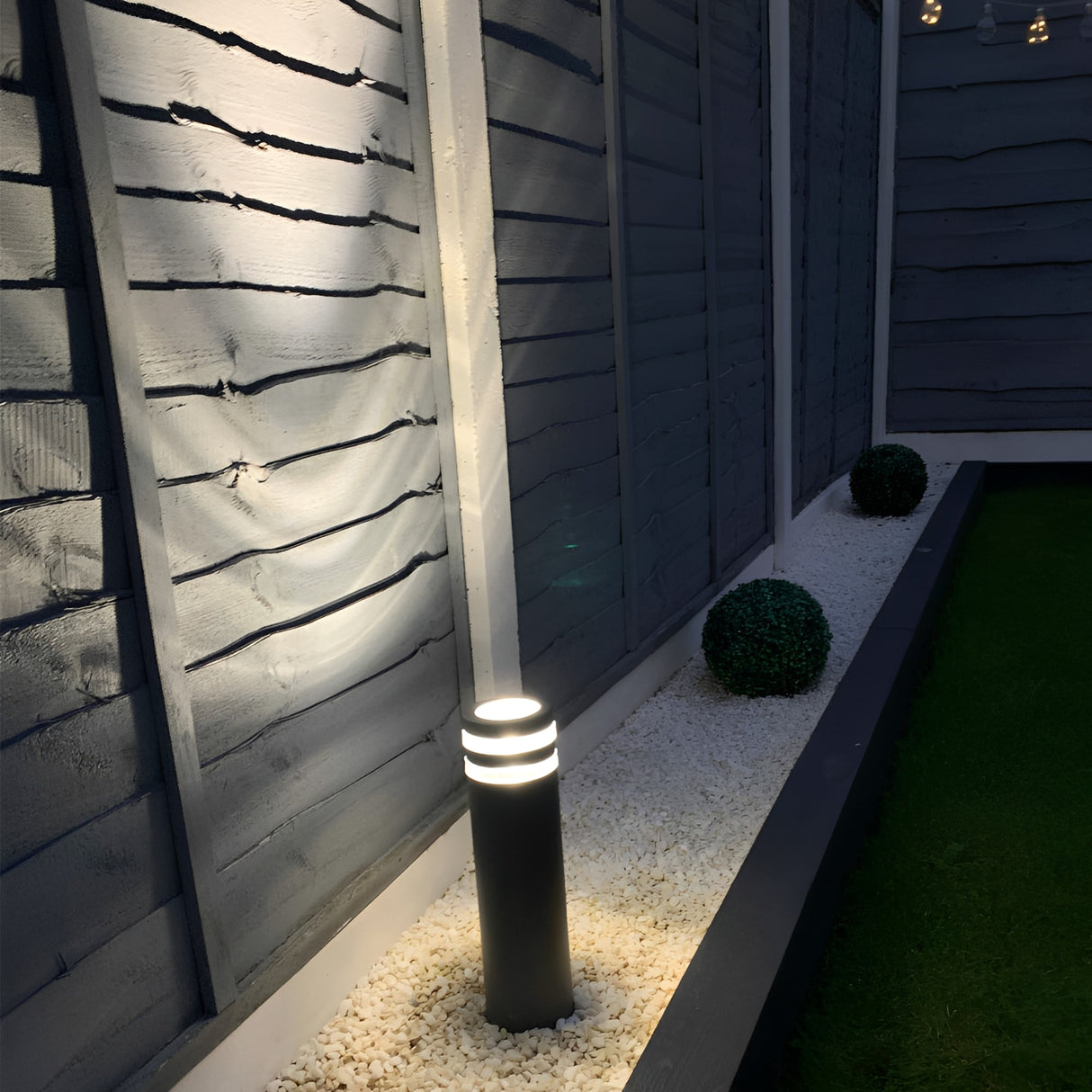 Elegant Outdoor Post Light with IP54 Weather Resistance – Modern Aluminum Design for Reliable Pathway Illumination 5