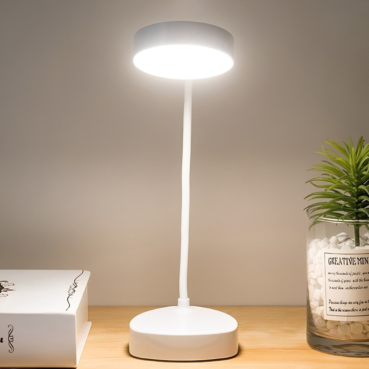 Elegant LED Reading Lamp with Touch Control & USB Charging – Adjustable Bedside Reading Light for Comfort 2