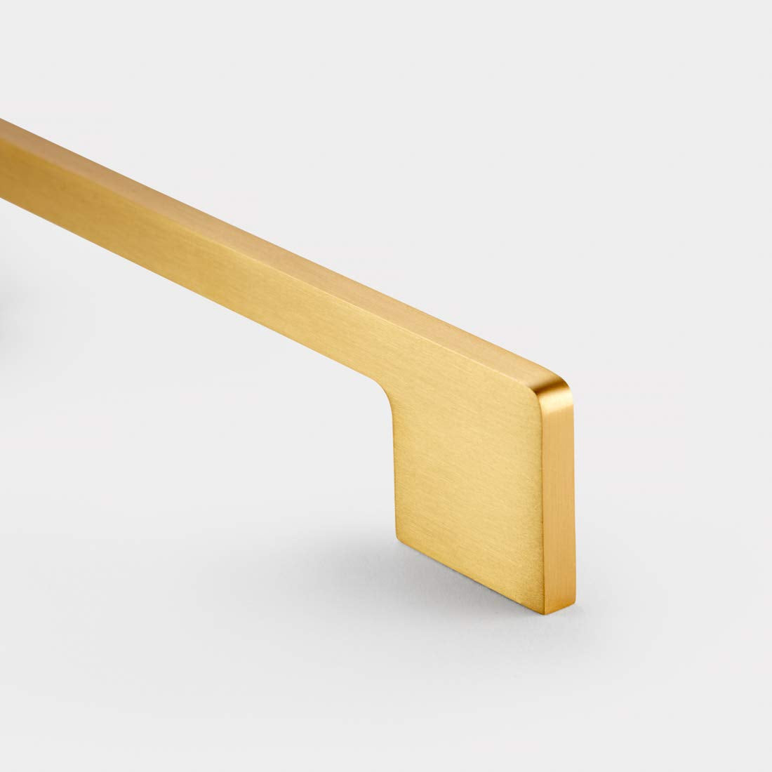 Luxura Brushed Brass Cabinet Handles - Decorative Pulls in Multiple Sizes for Modern Interiors 32