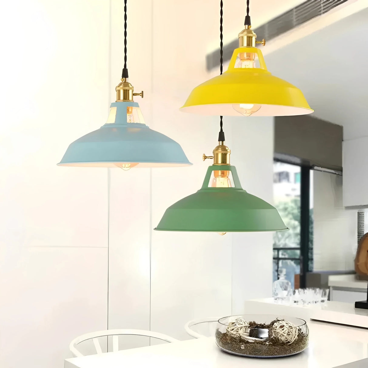 Vintage Pendant Light – Retro Design with Glossy Finish – Cozy Illumination for Home Decor 12