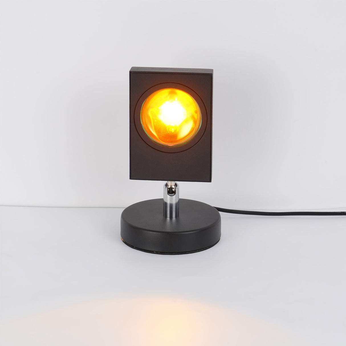 Avenza Orbital Table Light