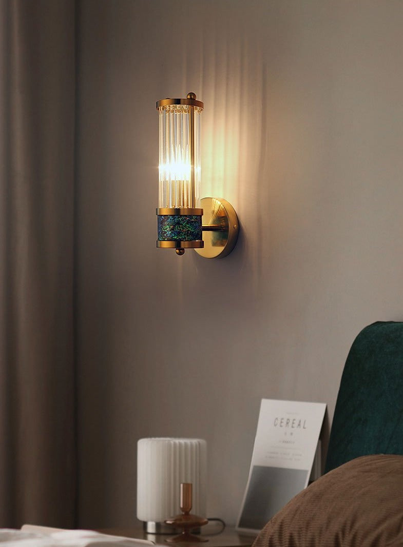 Lustra Crystal Glass Wall Lamp - Elegant Design with Polished Brass Finish for Stylish Illumination 8