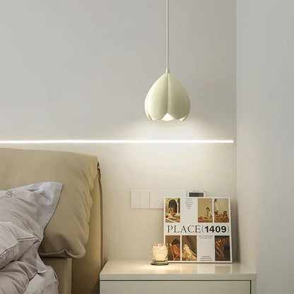 Zemras Cream-Colored Pendant Lamp - Rustic Glass Design for Elegant Lighting 5