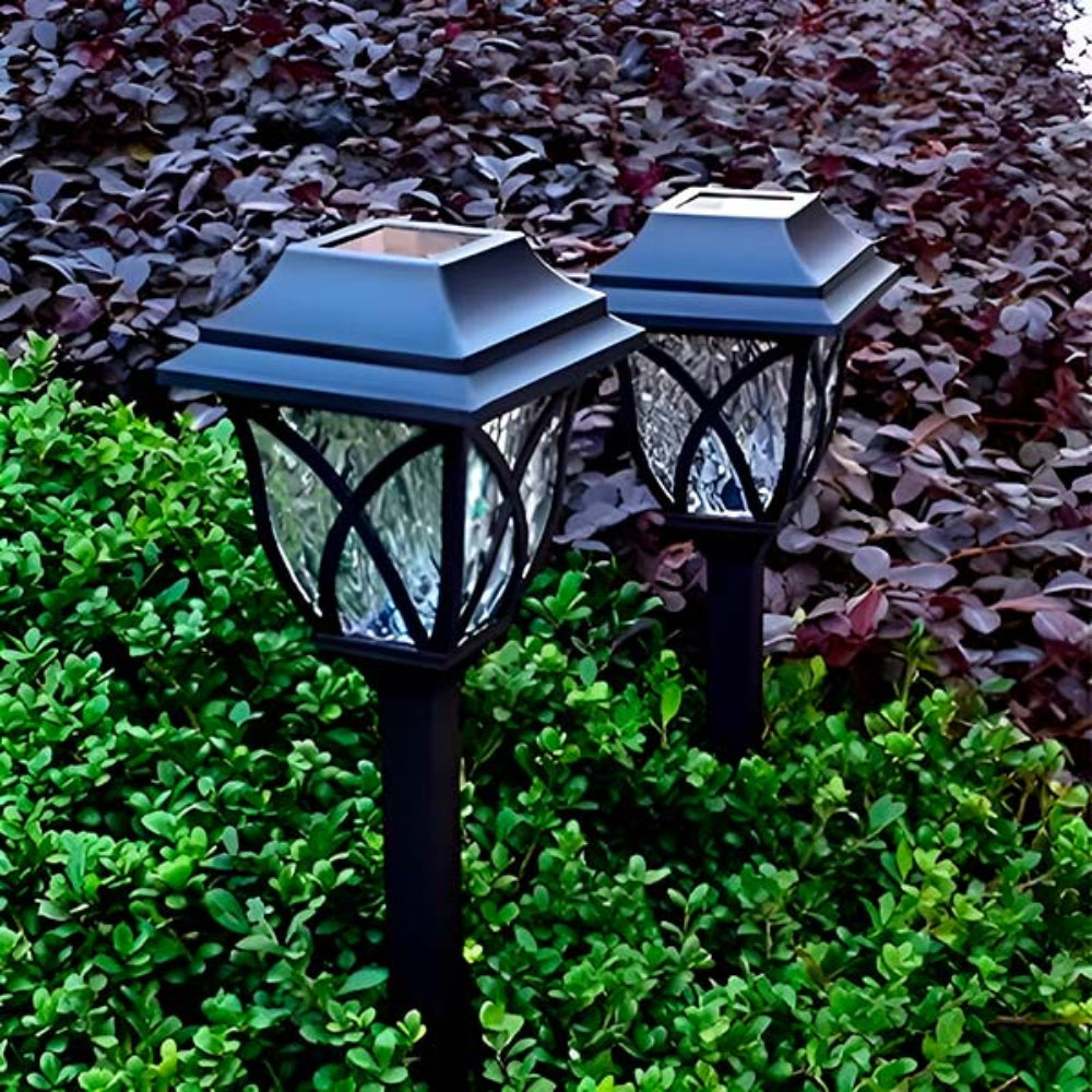 EcoGlow – Solar Garden Lights Set with Automatic On/Off Feature – Elegant Illumination for Outdoor Spaces 2