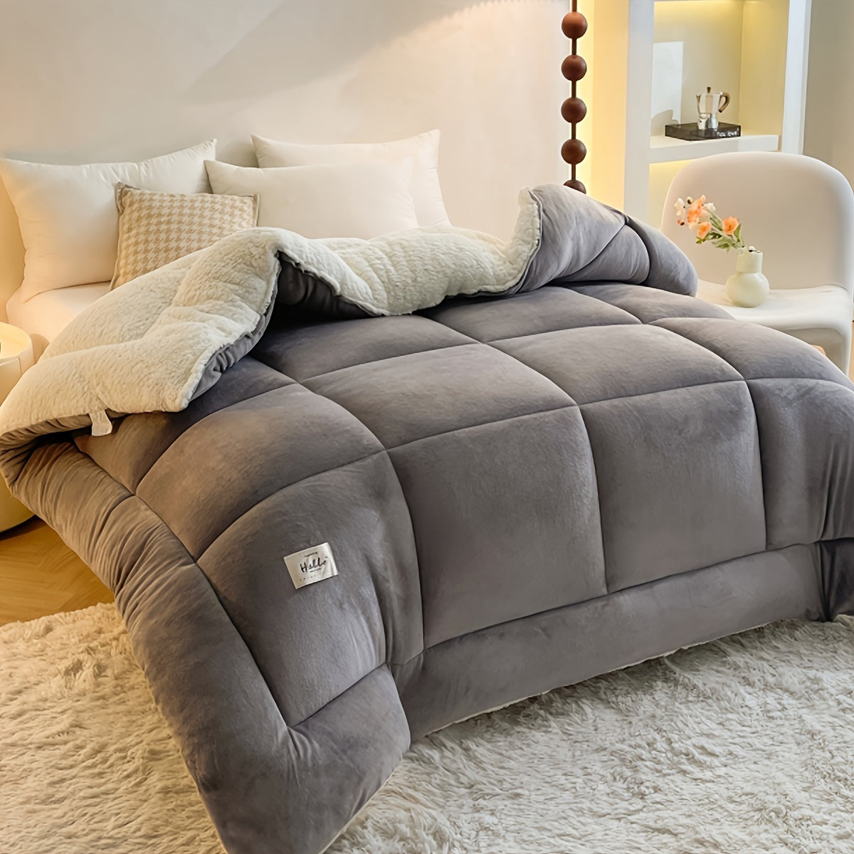 Cozy Lodge Sherpa Fleece Duvet - Double-Sided Warm Bedding for Ultimate Comfort 1