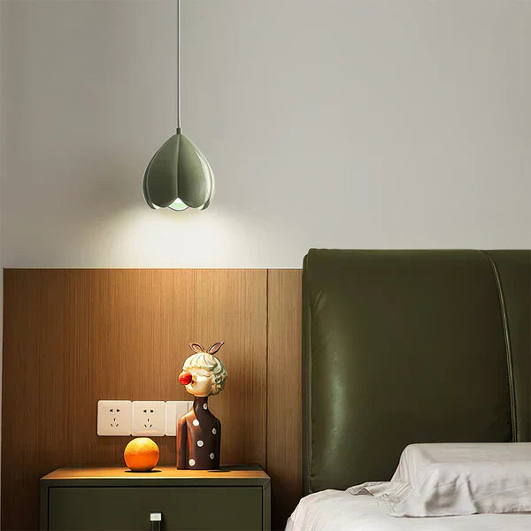 Zemras Cream-Colored Pendant Lamp - Rustic Glass Design for Elegant Lighting 9