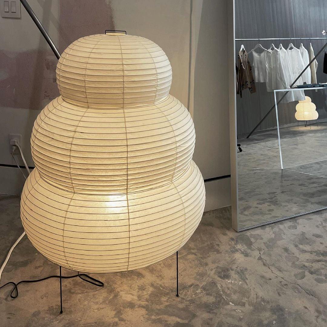 Hinora Sculptural Paper Lamp
