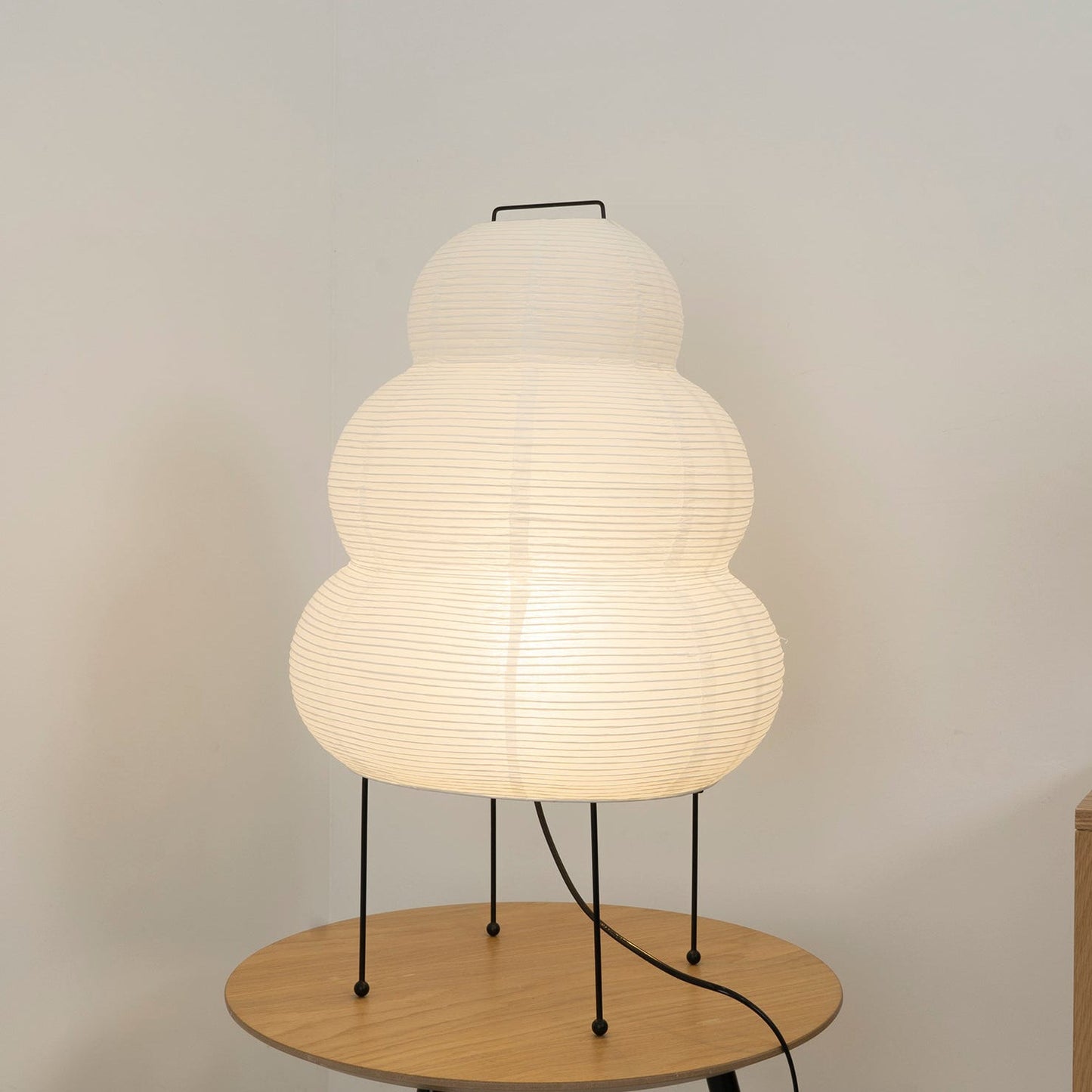 Hinora Sculptural Paper Lamp