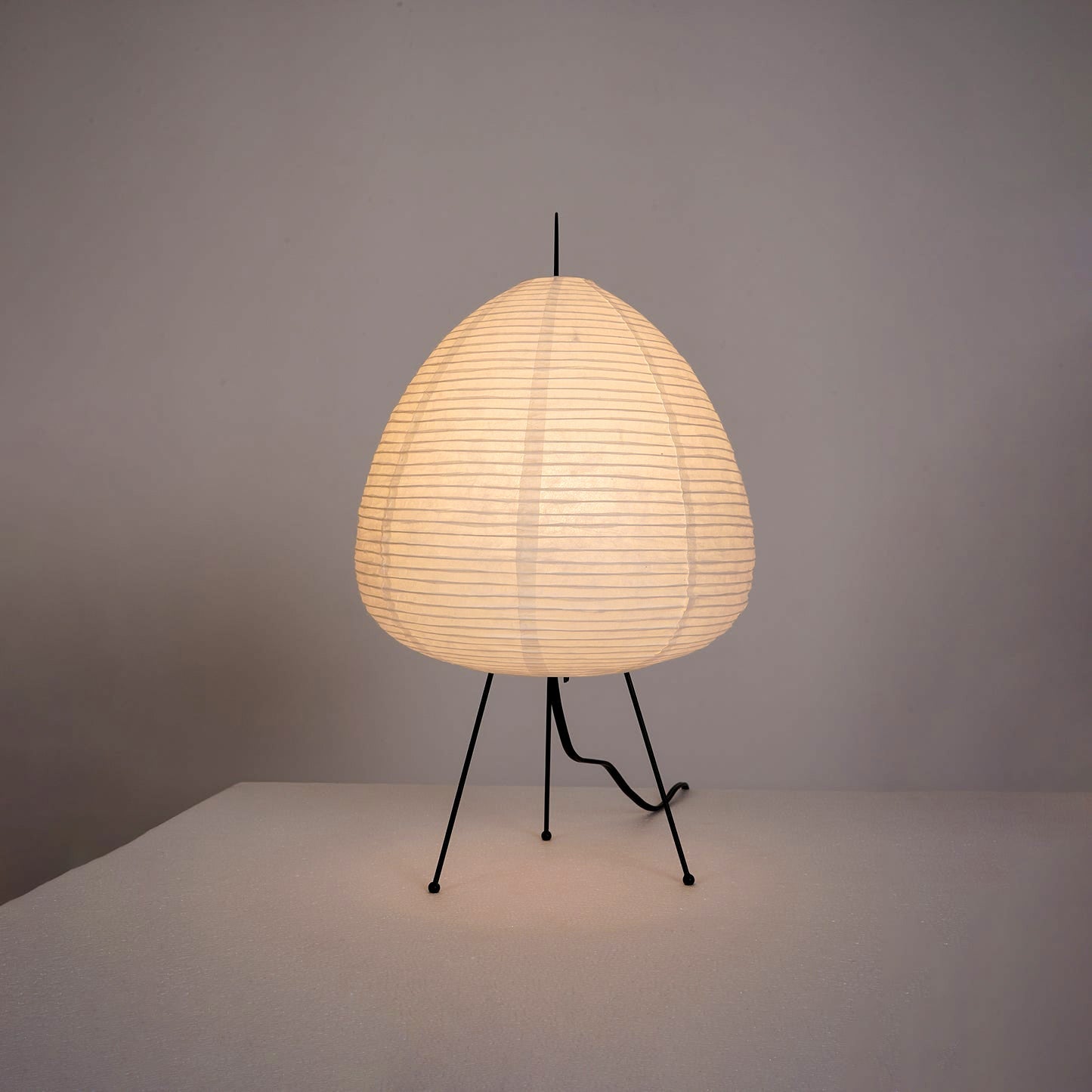Hinora Sculptural Paper Lamp