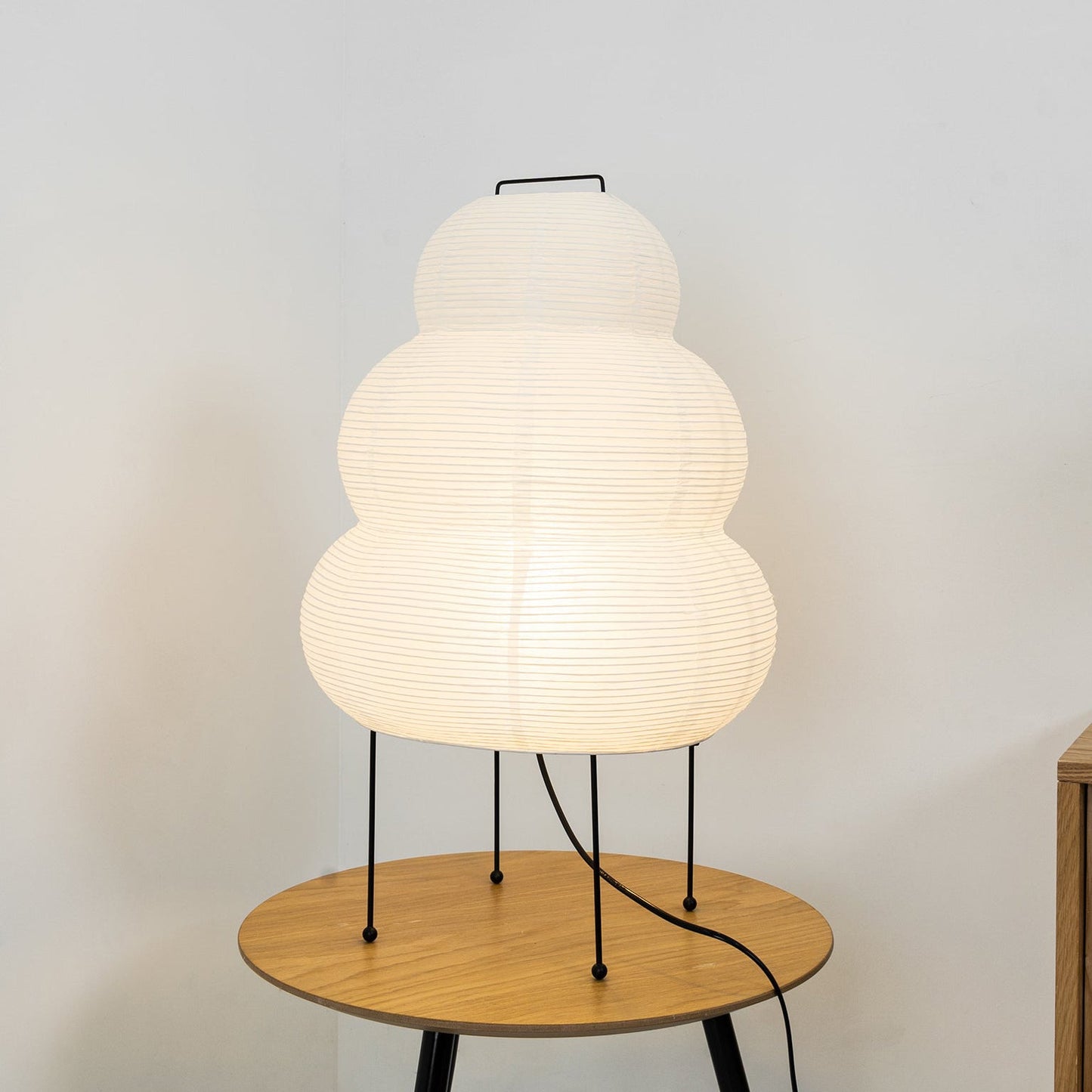 Hinora Sculptural Paper Lamp