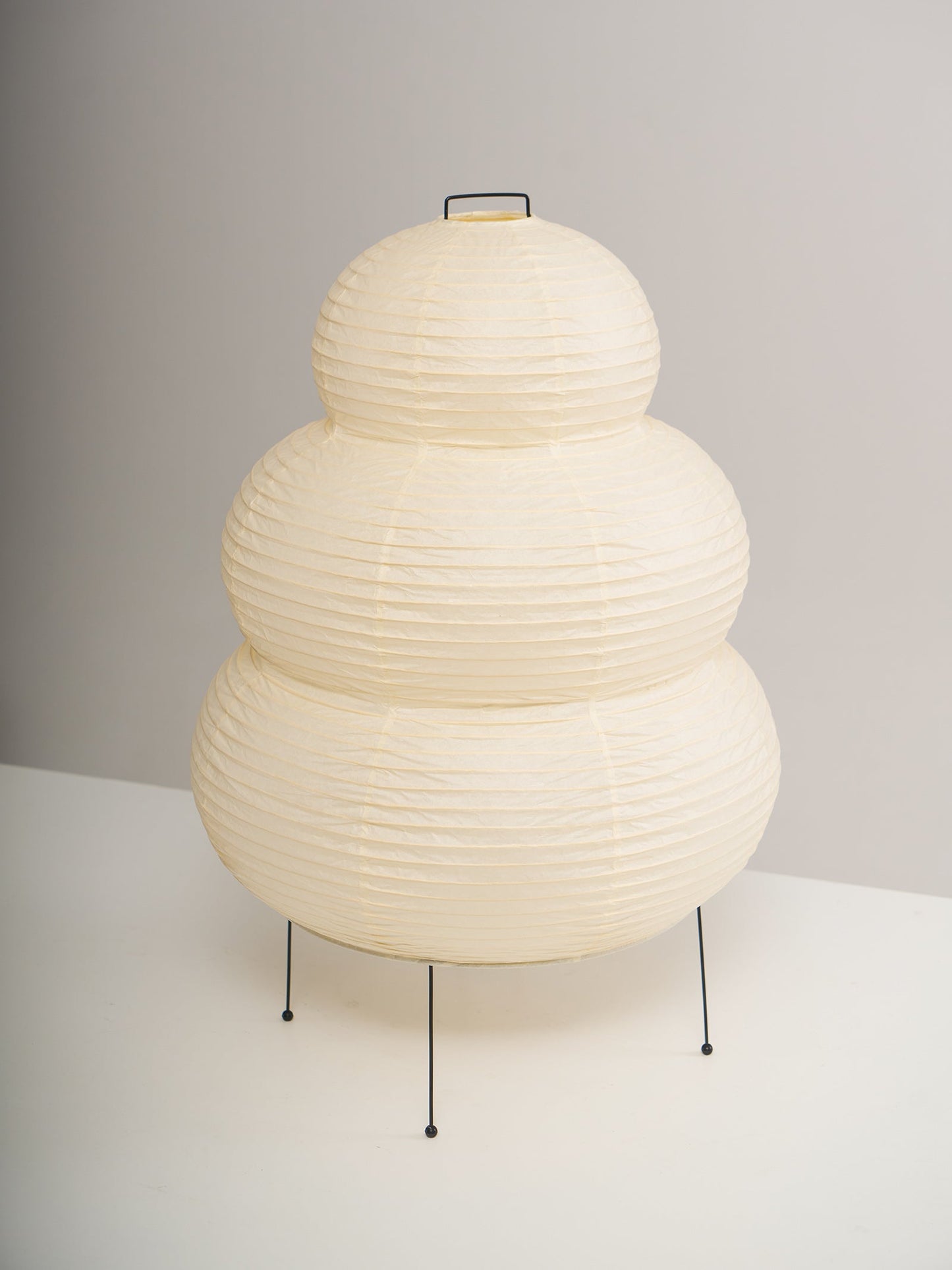 Hinora Sculptural Paper Lamp