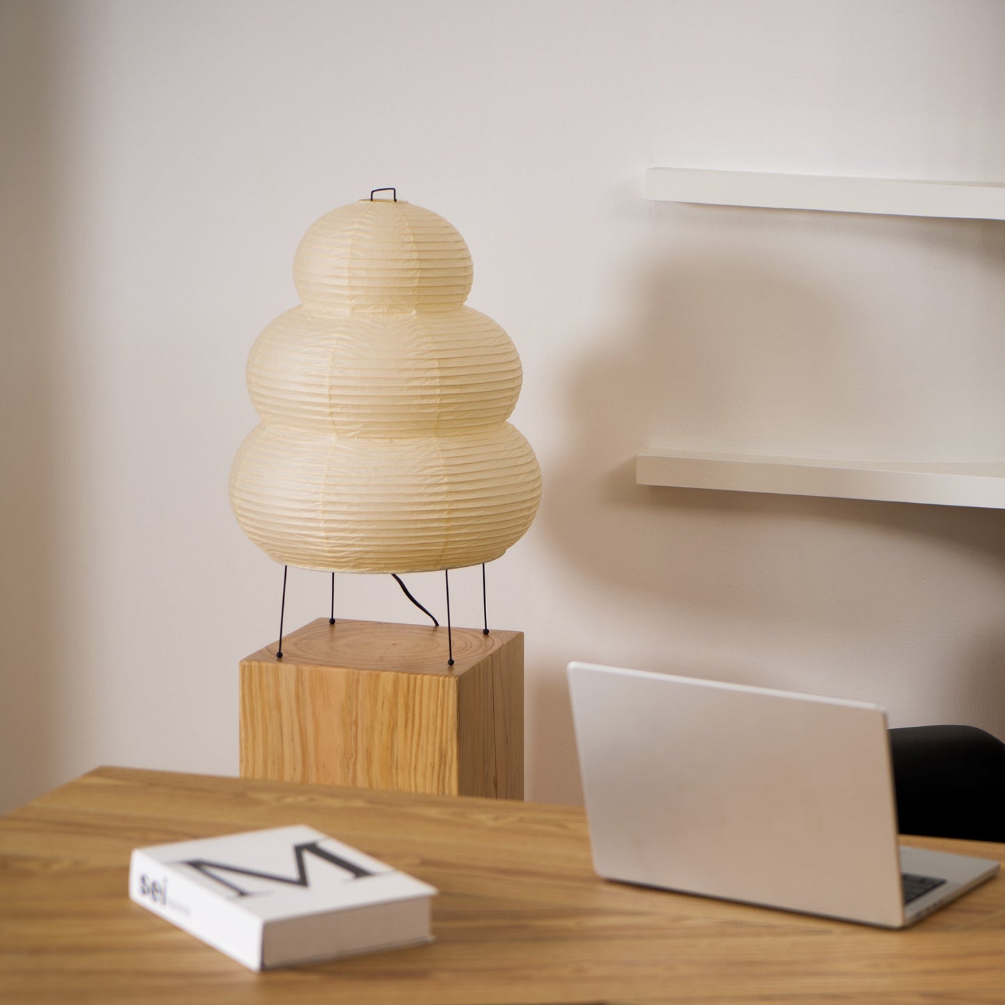 Hinora Sculptural Paper Lamp