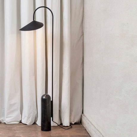 Minimal Curved Floor Lamp