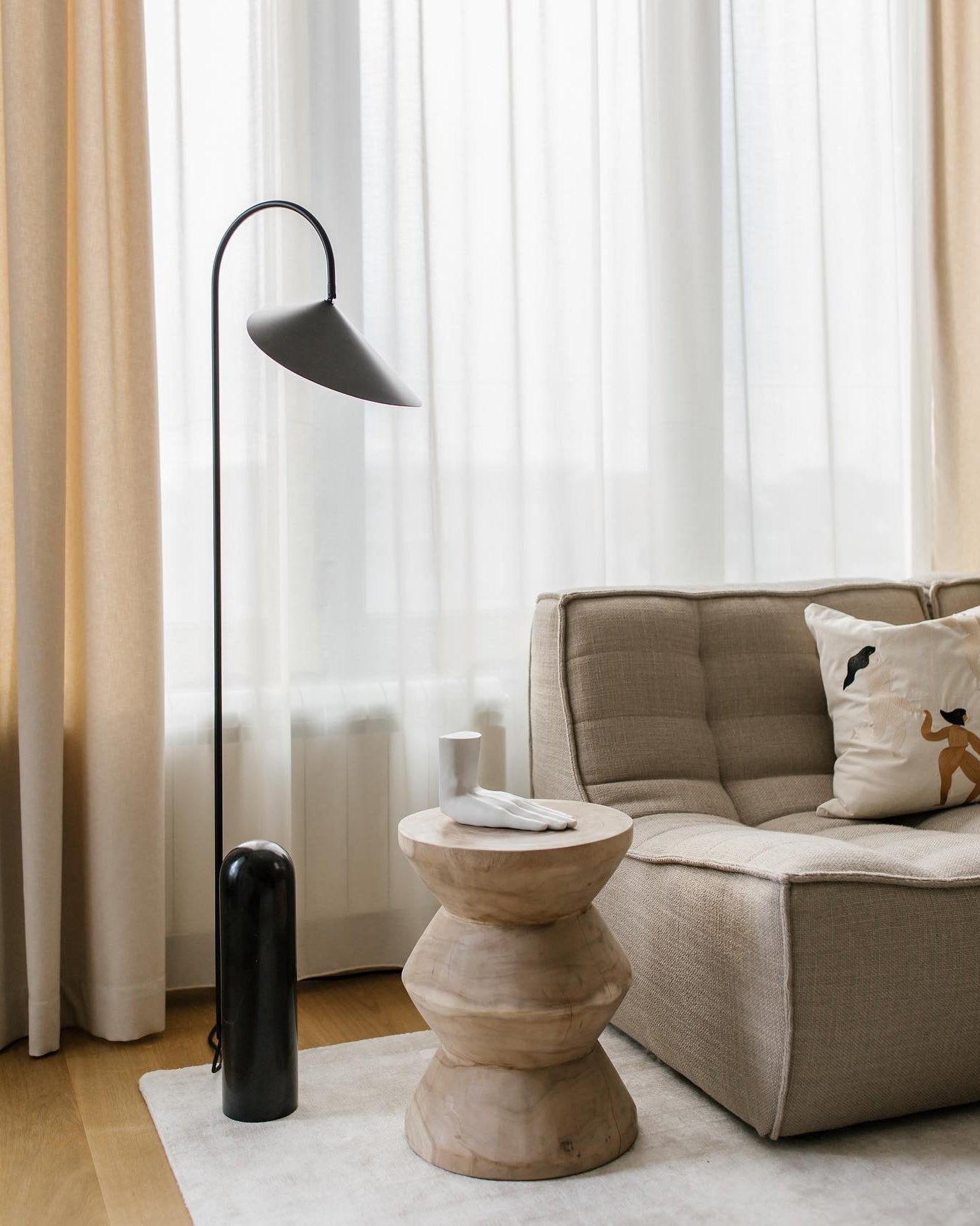 Solenne Architectural Floor Lamp