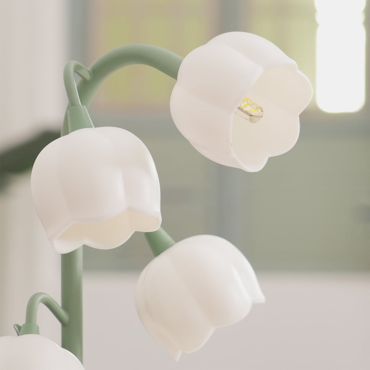 Virelle Tulip Flower Table LED Lamp