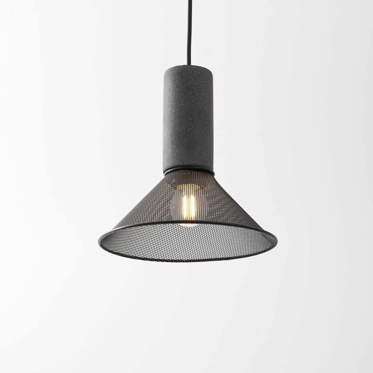 Elarion Mesh Pendant Black Concrete