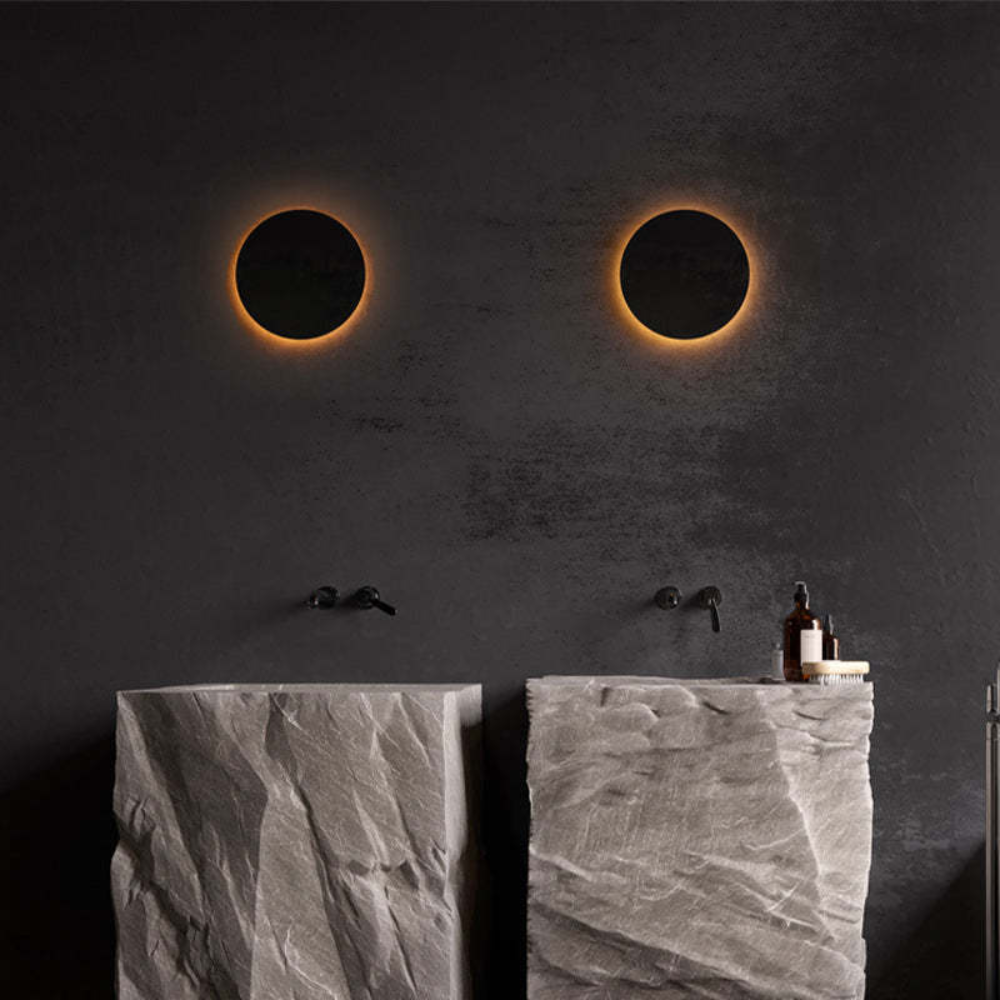 Clerra | Elegant LED Wall Light with Minimalist Design – Soft Diffused Light for Outdoor Spaces 8