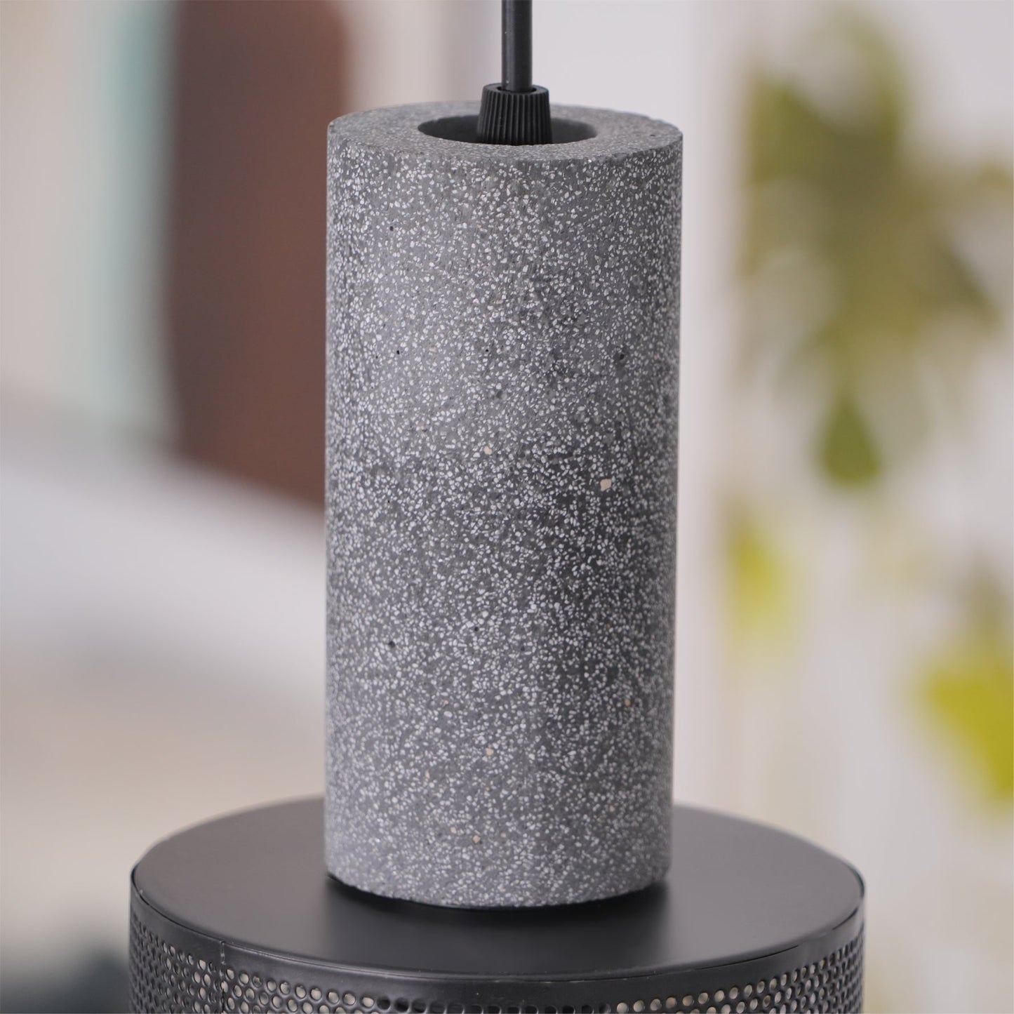 Elarion Mesh Pendant Black Concrete
