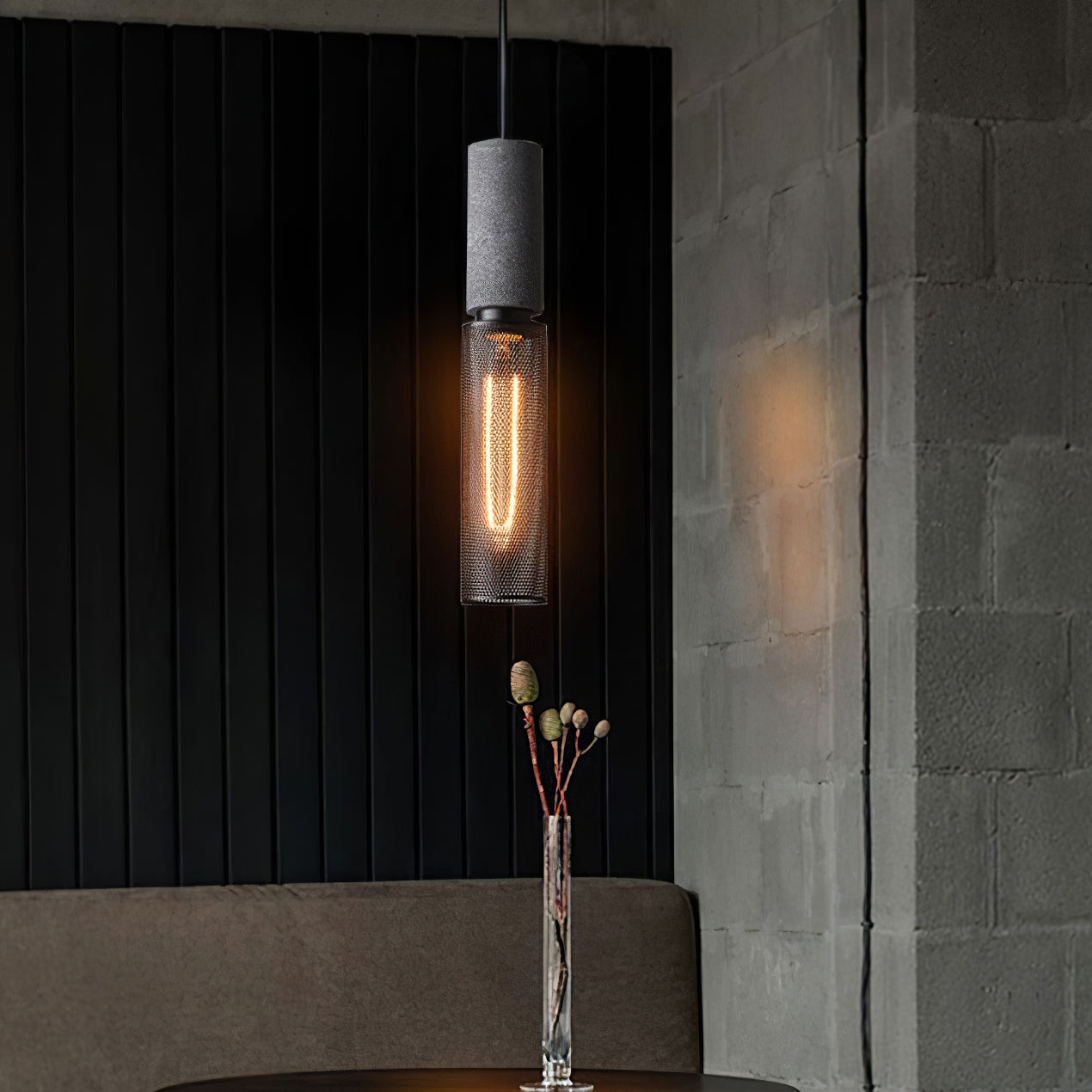 Elarion Mesh Pendant Black Concrete