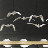 BeakBrilliance – LED Ceiling Lamp with Elegant Bird Design – Unique Lighting for Modern Dining Spaces 8