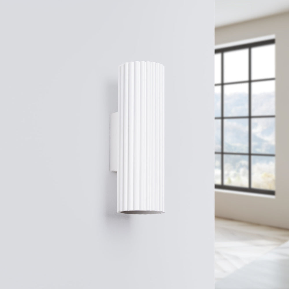 Modern Minimalist Wall Lamp with Adjustable Lighting – Stylish Design for Versatile Spaces 3