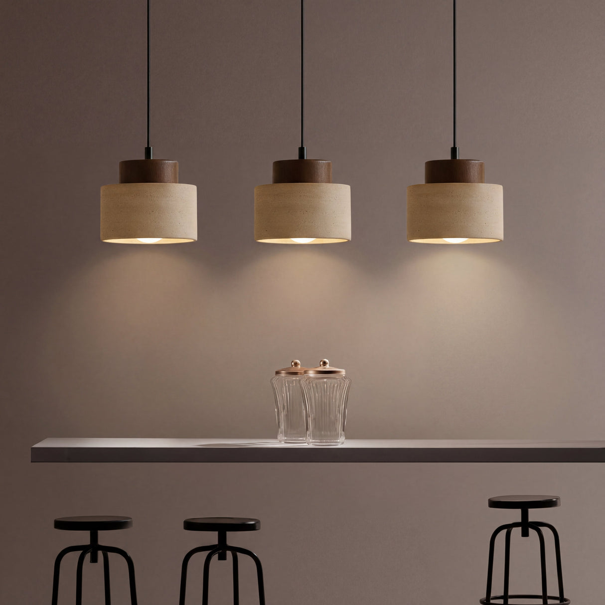 Evora Minimal Stone Pendant