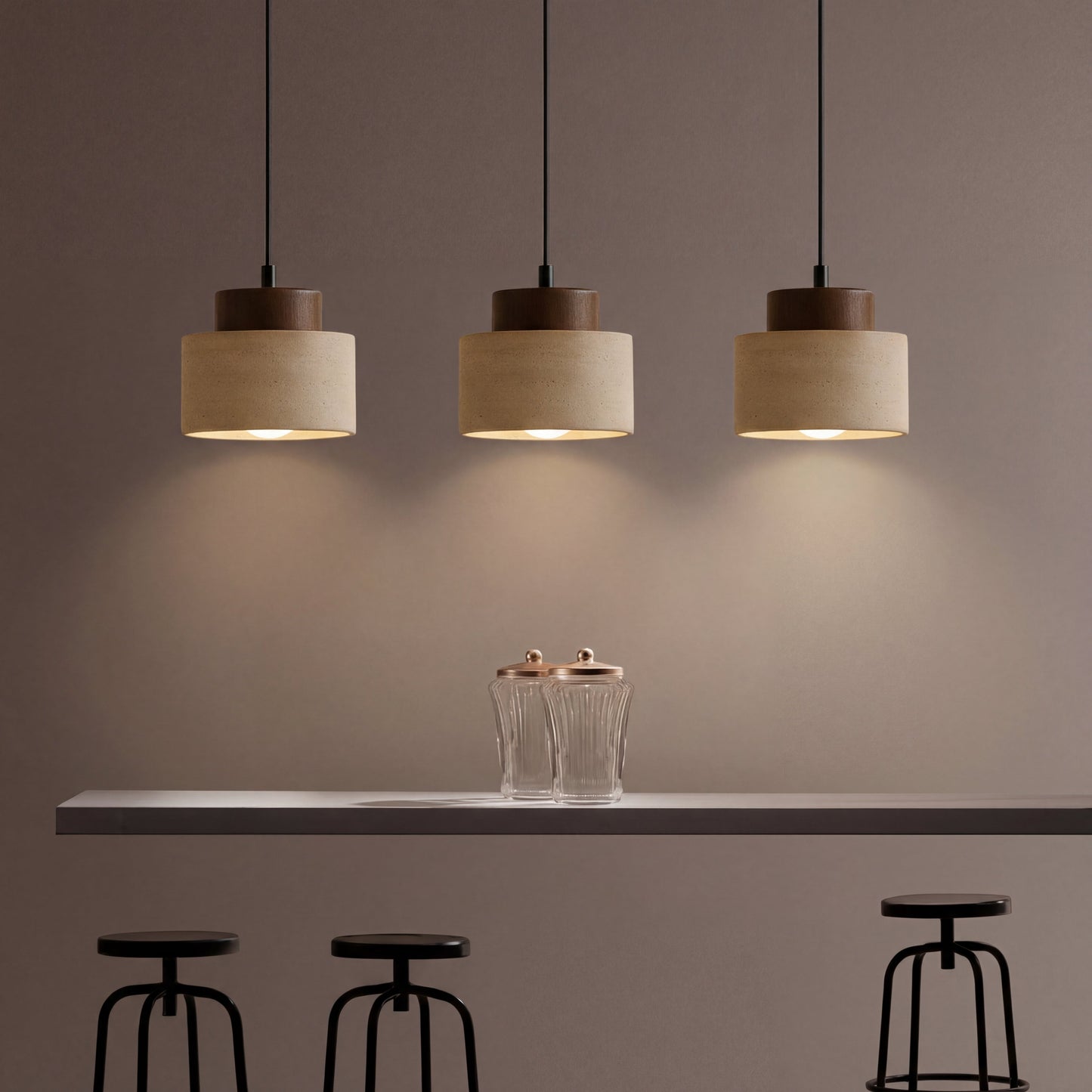 Evora Minimal Stone Pendant