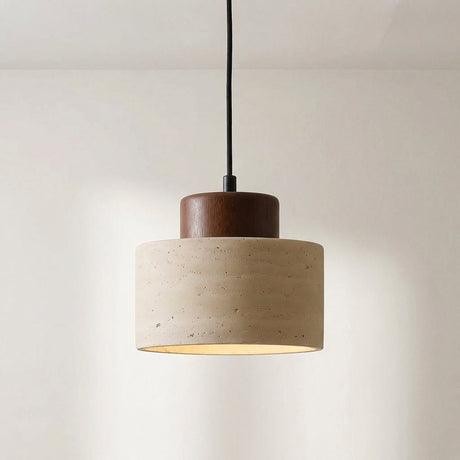 Evora Minimal Stone Pendant