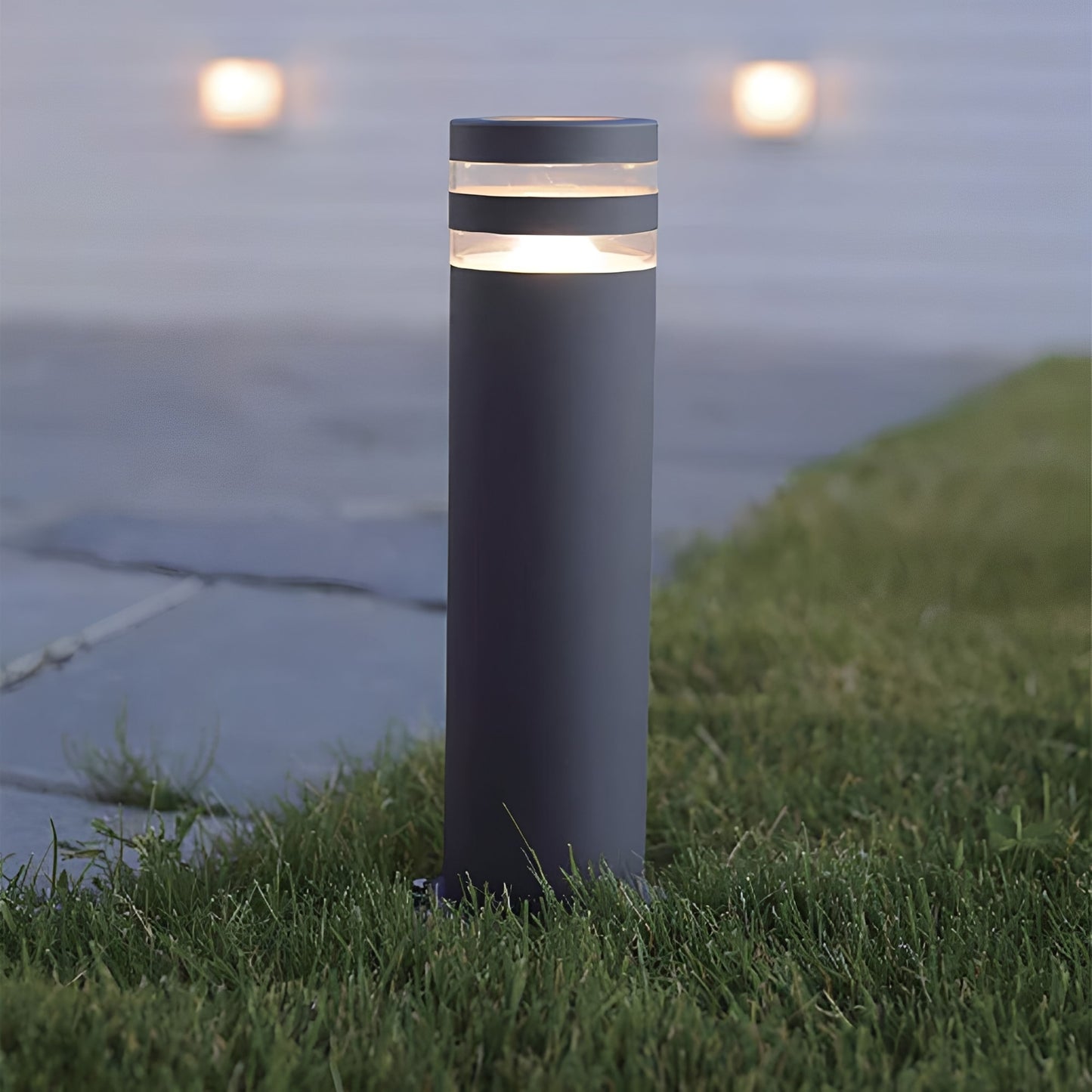 Elegant Outdoor Post Light with IP54 Weather Resistance – Modern Aluminum Design for Reliable Pathway Illumination 1