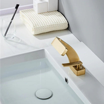 Everest Curved Faucet - Modern Brass Design with Easy Operation for Elegant Kitchens and Bathrooms 14