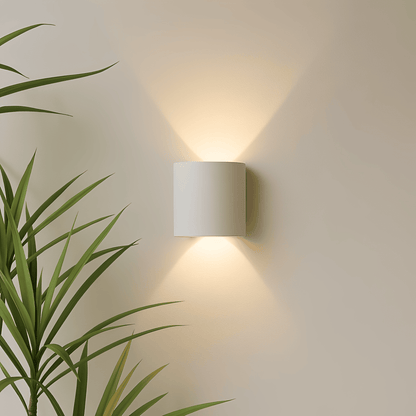 Skøle | Indoor/Outdoor Wall Light with Weather-Resistant Design – Modern Minimalist Style for Versatile Illumination 2