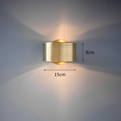 Lenara | Modern Wall Lamp with Elegant Black & Brass Finish – Stylish Illumination for Cozy Spaces 5
