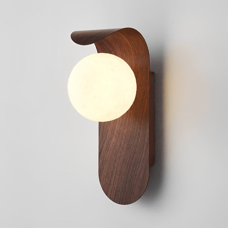 Lunaro | Stylish Wall Lamp with Dimmable Feature – Elegant Lighting for Modern Homes 4