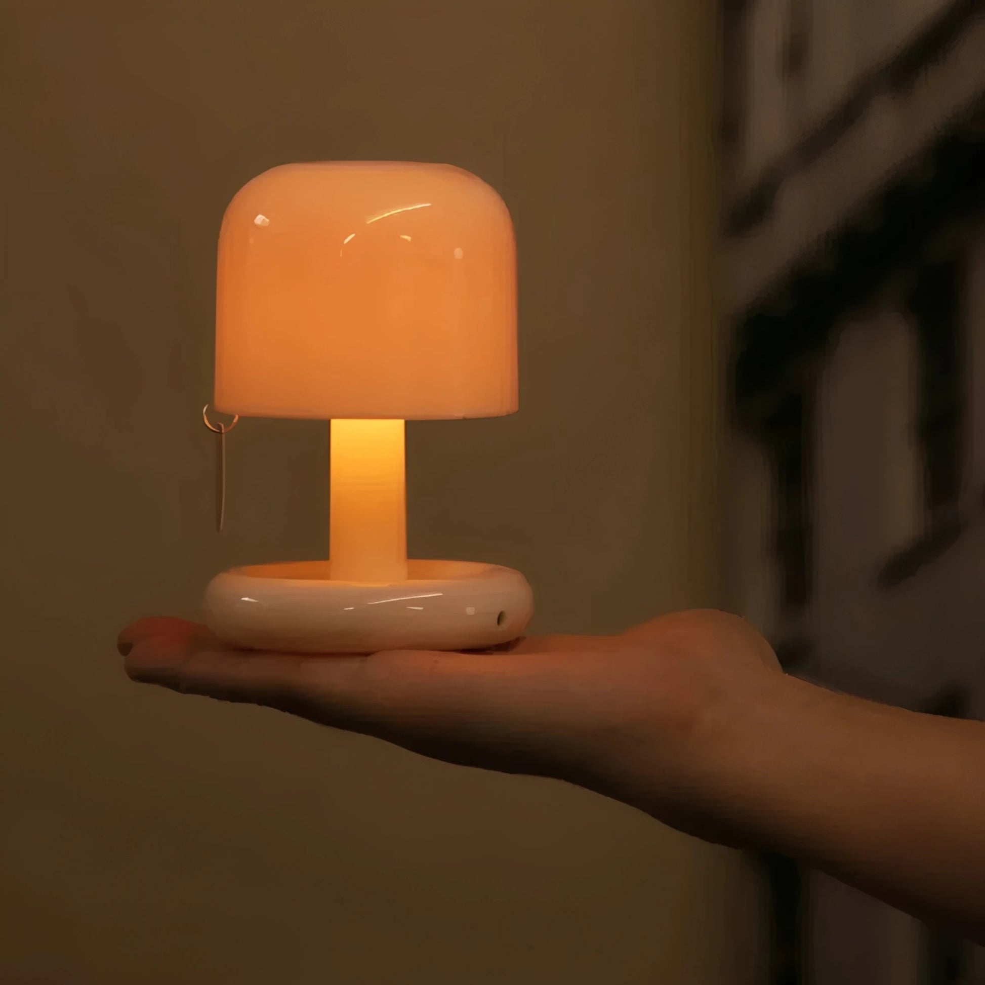 Mini Sunset Light – Cordless Table Lamp with USB Rechargeable Feature – Stylish Bedside Lamp for Cozy Atmosphere 9