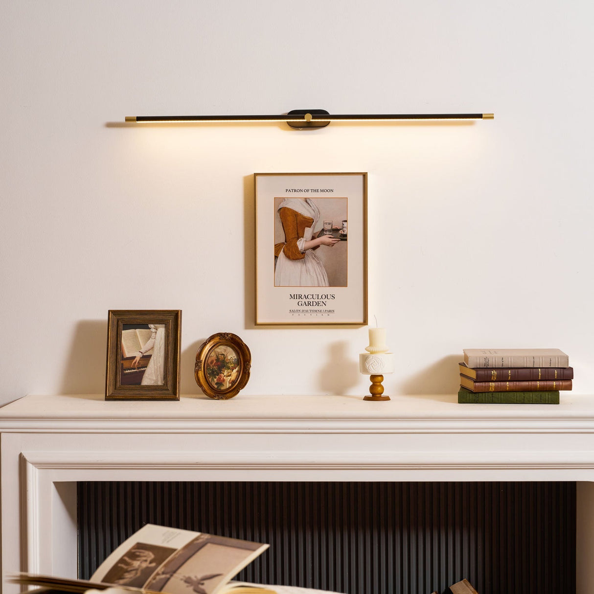 Velara Elegance Wall Lamp