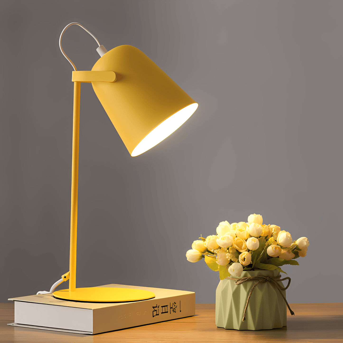 Modern Design Rotating Table Lamp with Adjustable Angle – Eye-Friendly Lighting for Reading and Relaxing 2