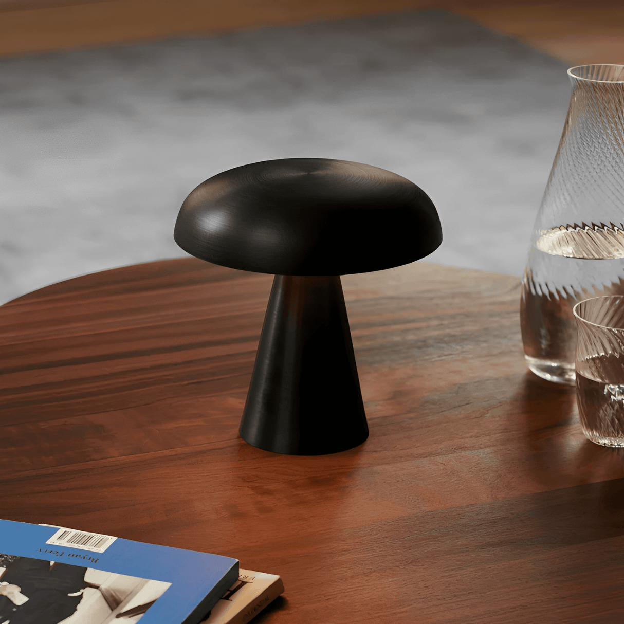 Modern Elegance – USB-Powered Table Lamp with Retro Design – Stylish Lighting Accent for Home and Office 13