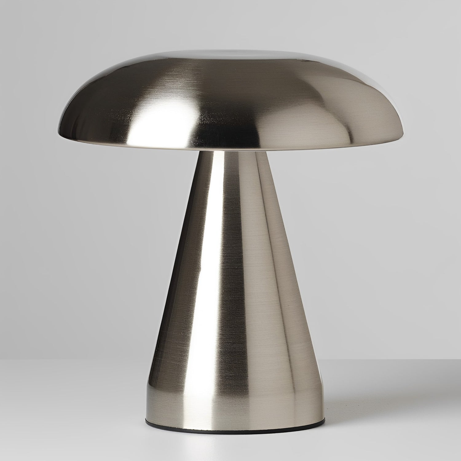 Modern Elegance – USB-Powered Table Lamp with Retro Design – Stylish Lighting Accent for Home and Office 5