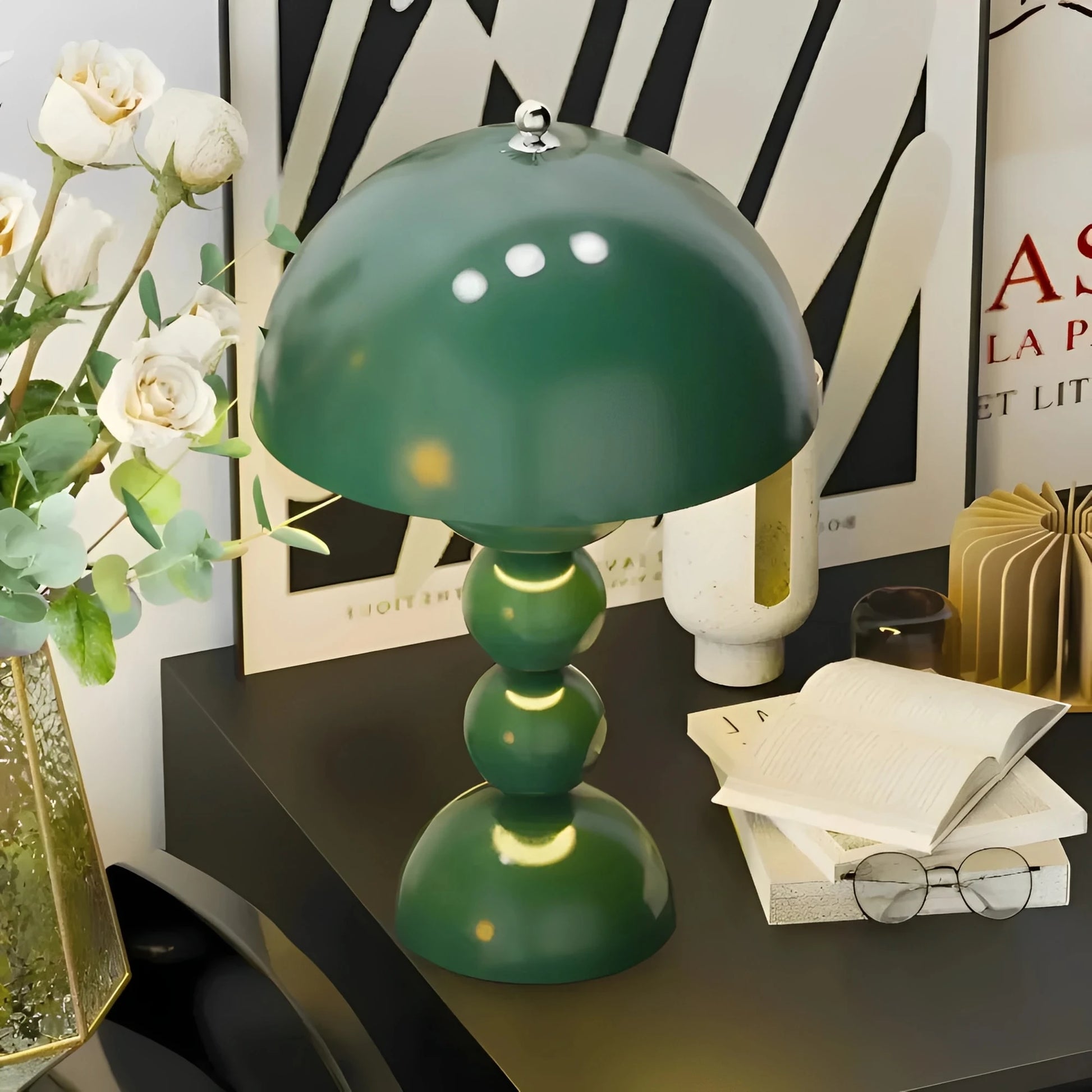 Nordglint | Scandinavian Table Lamp with Elegant Golden Accents – Soft Ambient Lighting for Cozy Spaces 21