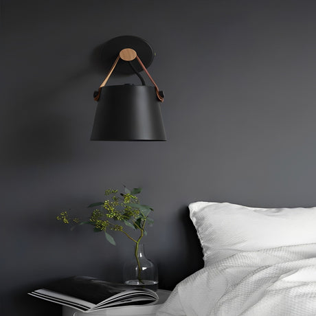 Norluma | Wooden Wall Lamp with Minimalist Design – Perfect for Cozy Ambiance 4