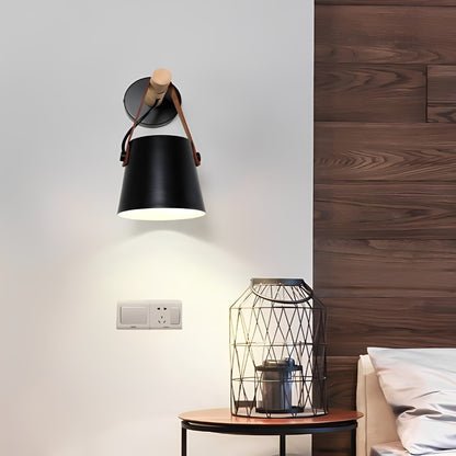 Norluma | Wooden Wall Lamp with Minimalist Design – Perfect for Cozy Ambiance 8