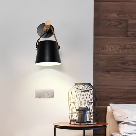 Norluma | Wooden Wall Lamp with Minimalist Design – Perfect for Cozy Ambiance 8