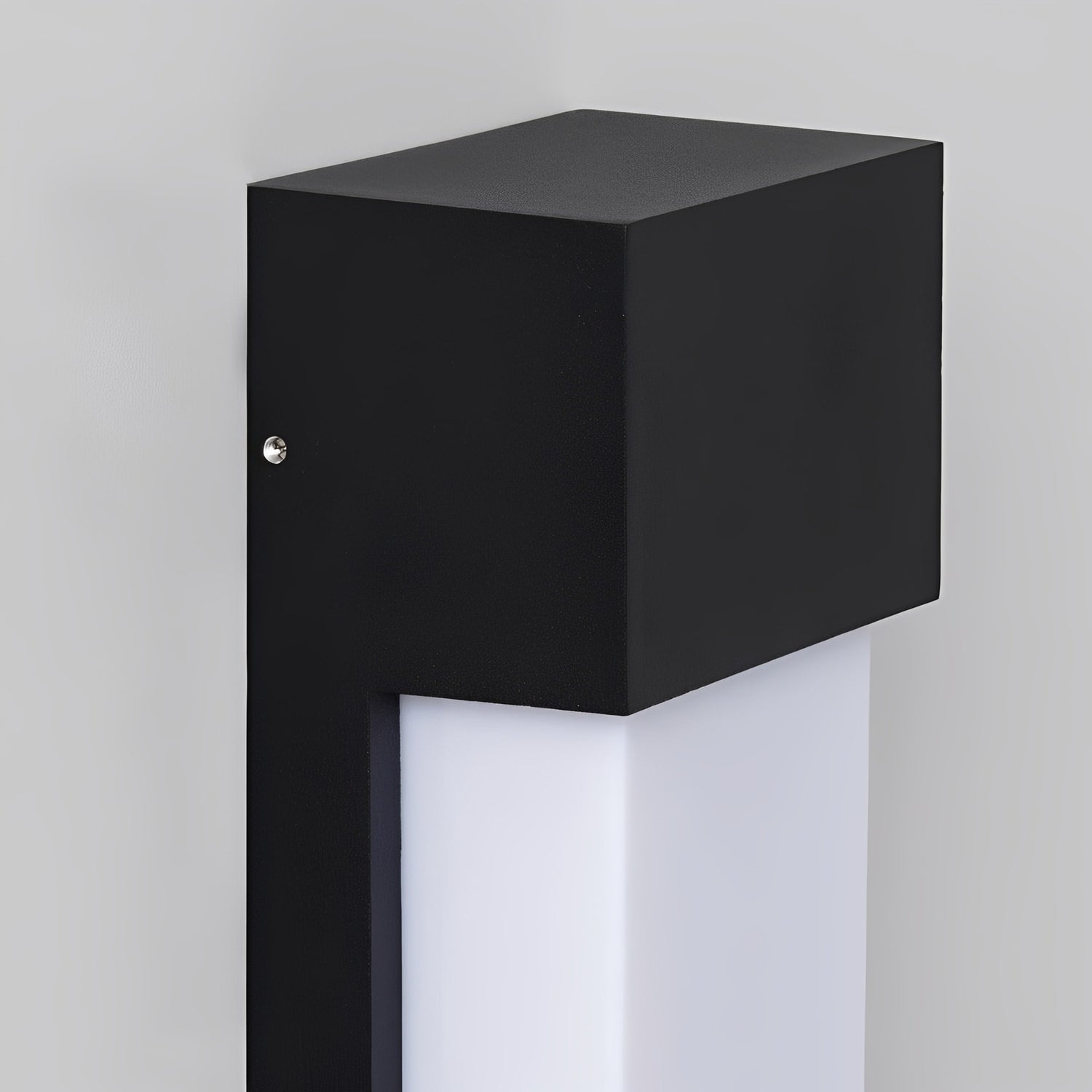 Elegant Outdoor Wall Light with Soft Diffuser - IP54 Waterproof Sconce for Patios and Entrances 5