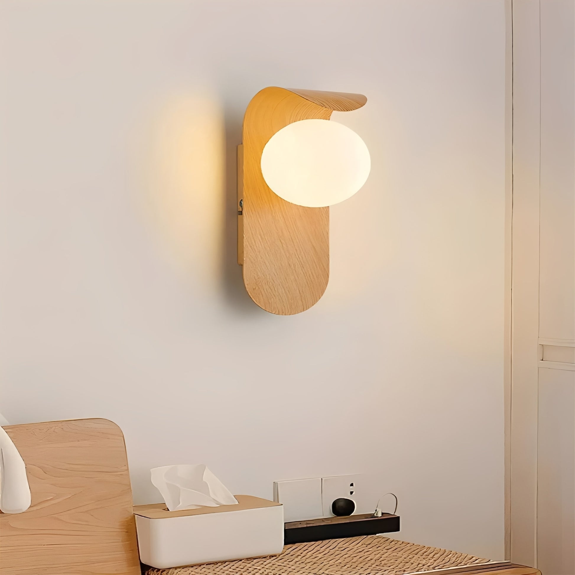 Orlume | Elegant Wall Lamp with Matte Black Finish & Gold Accents – Modern Lighting for Stylish Interiors 10