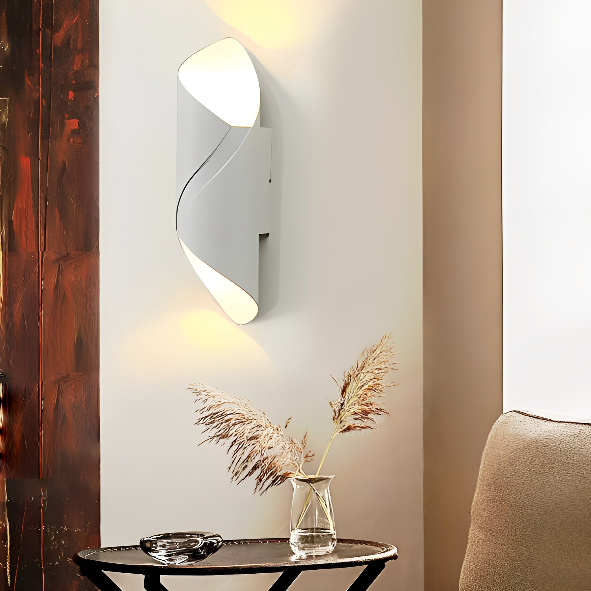 Elegant LED Wall Light – Modern Outdoor Illumination with IP65 Waterproof Rating for Year-Round Use 1
