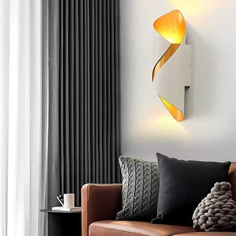 Elegant LED Wall Light – Modern Outdoor Illumination with IP65 Waterproof Rating for Year-Round Use 3
