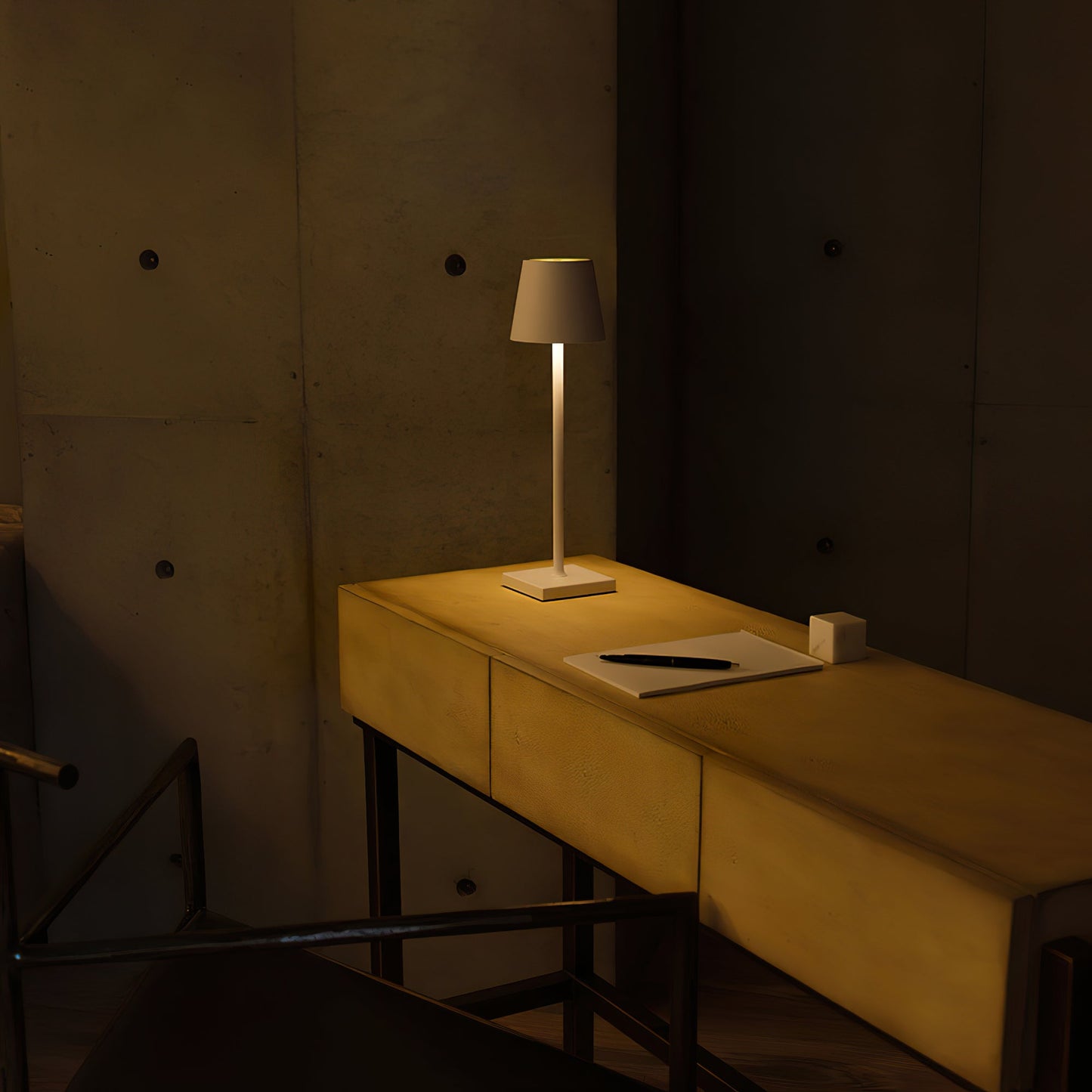 Lunaris Cordless Accent Lamp
