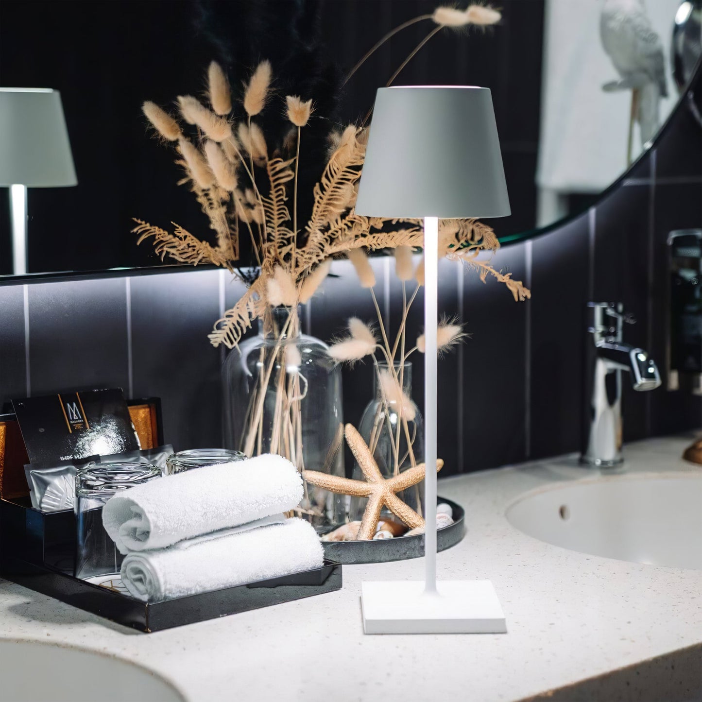 Lunaris Cordless Accent Lamp