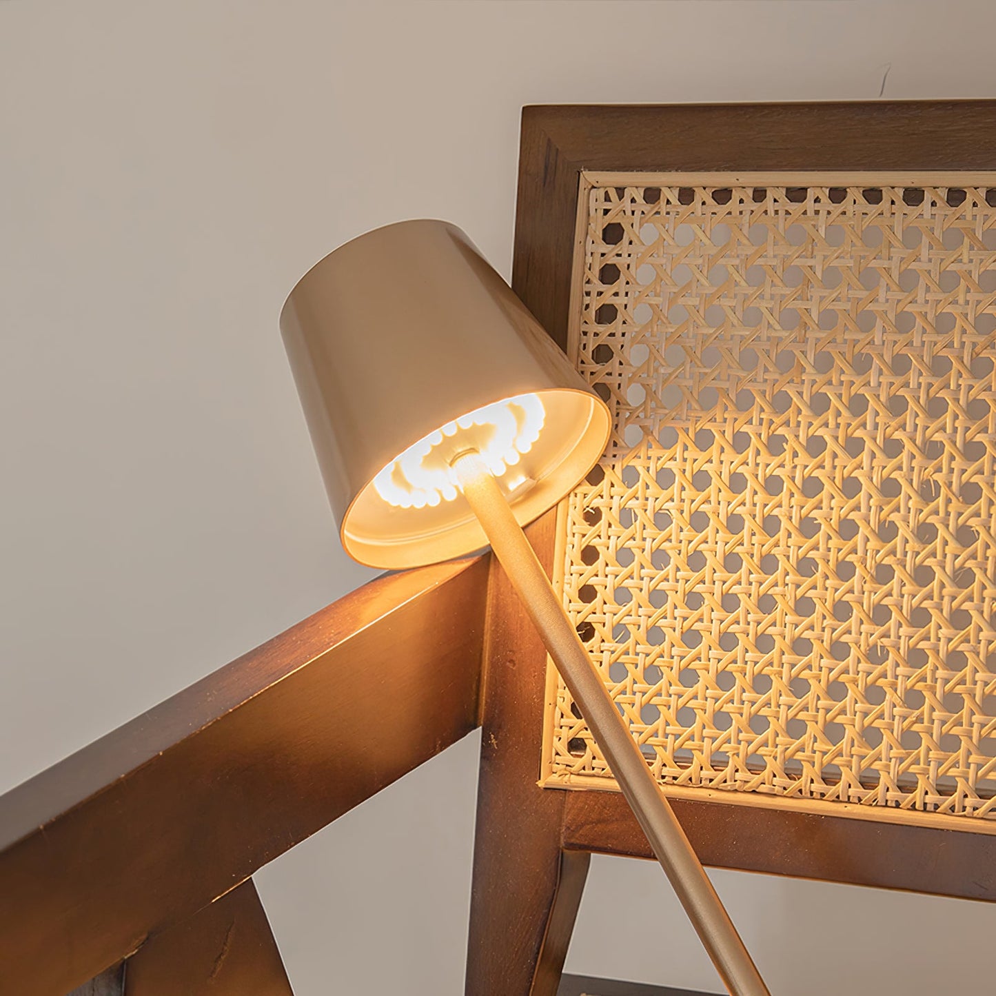 Lunaris Cordless Accent Lamp